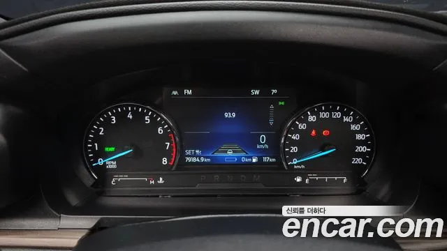 Ford Explorer 2020 thumb 8