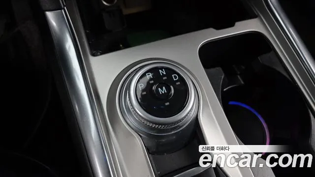 Ford Explorer 2020 thumb 9