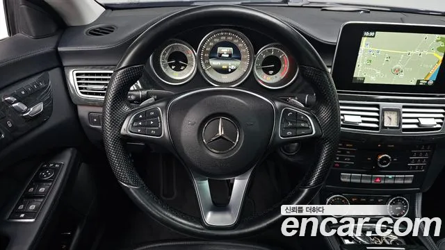 Mercedes-Benz CLS-Class 2016 thumb 12