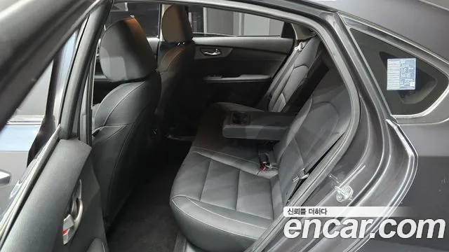 Kia K3 2019 thumb 12