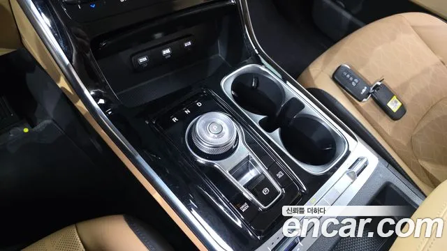 Kia Carnival 2022 thumb 9