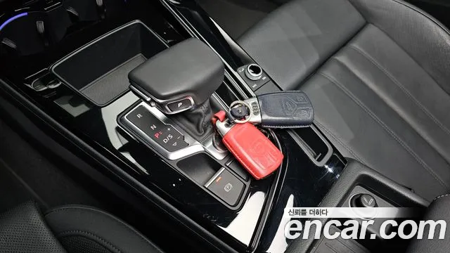 Audi A4 2020 thumb 9