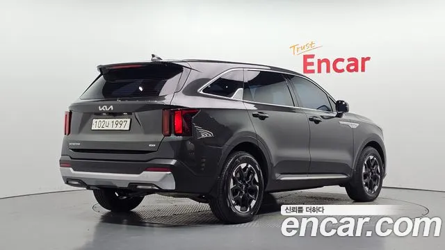 Kia Sorento 2023 thumb 2