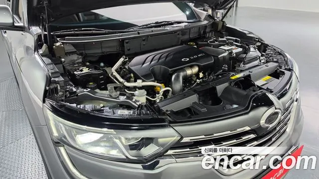 Renault-KoreaSamsung Koleos 2016 thumb 6