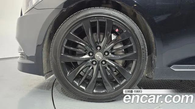 Hyundai Genesis 2016 thumb 4