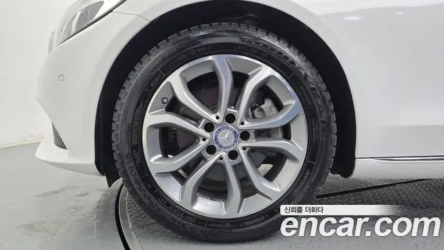 Mercedes-Benz C-Класс 2016 thumb 5