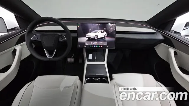 Tesla Model Y 2026 thumb 6