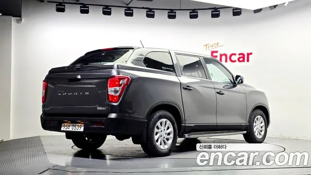 KG_Mobility_Ssangyong Rexton 2019 thumb 2