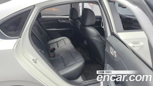 Kia K3 2020 thumb 11