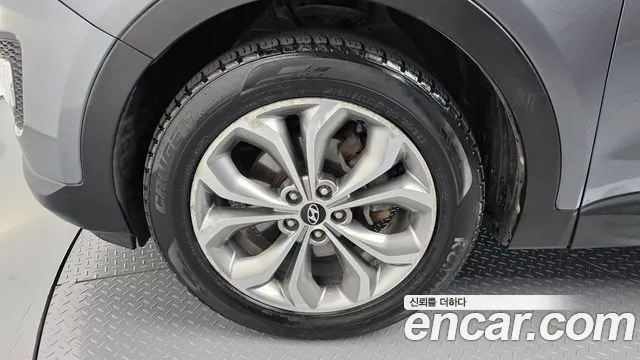 Hyundai Santa Fe 2013 thumb 4