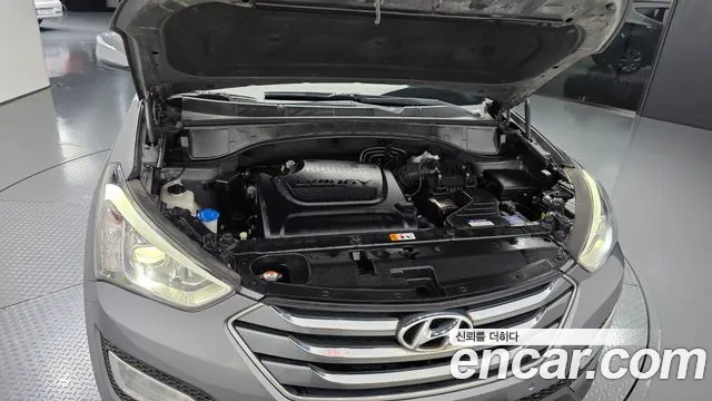 Hyundai Santa Fe 2013 thumb 5