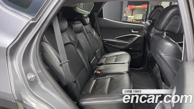 Hyundai Santa Fe 2013 thumb 11