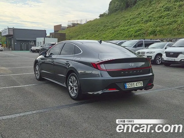 Hyundai Sonata 2021 thumb 4