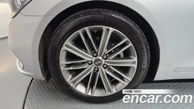 Genesis G80 2018 thumb 4