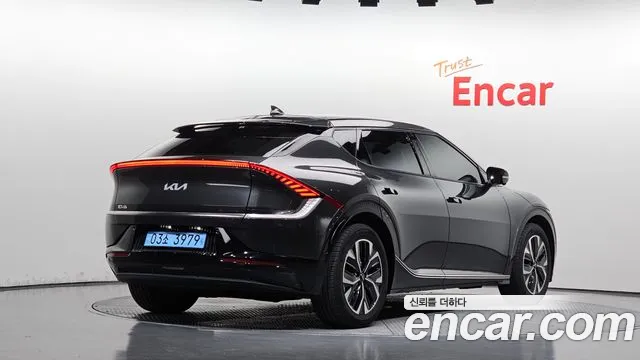 Kia EV6 2021 thumb 2