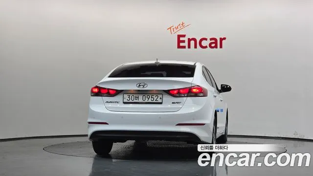 Hyundai Avante 2016 thumb 4