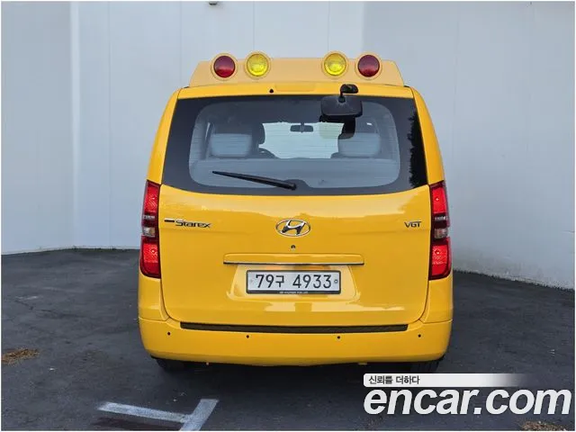Hyundai Starex 2015 thumb 4