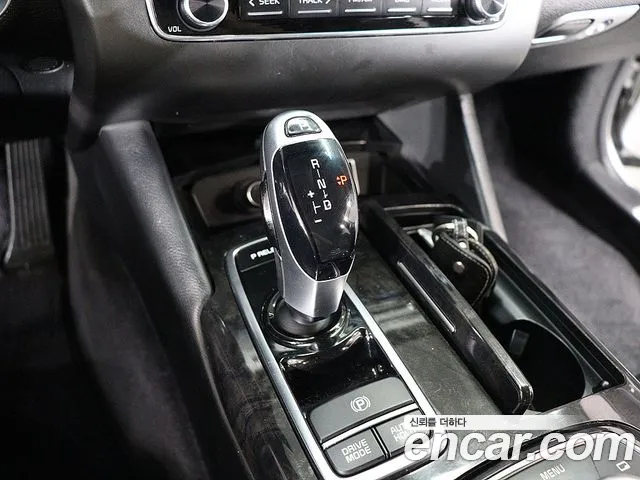 Kia K9 2013 thumb 10