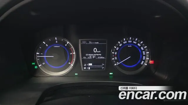 KG_Mobility_Ssangyong Rexton 2019 thumb 7