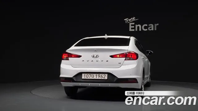 Hyundai Avante 2019 thumb 4