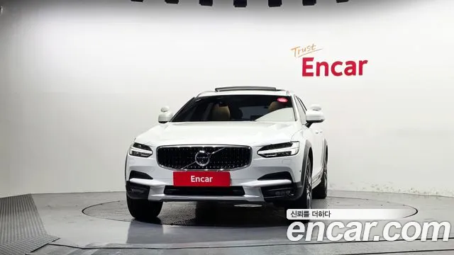 Volvo V90 2017 thumb 3