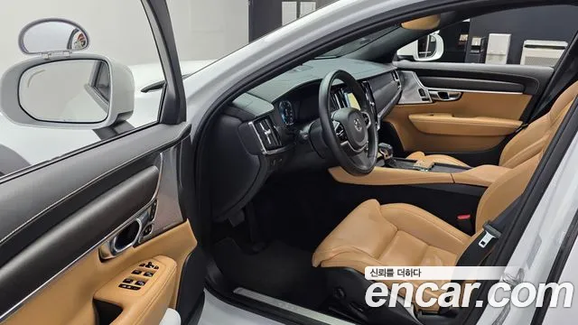 Volvo V90 2017 thumb 10