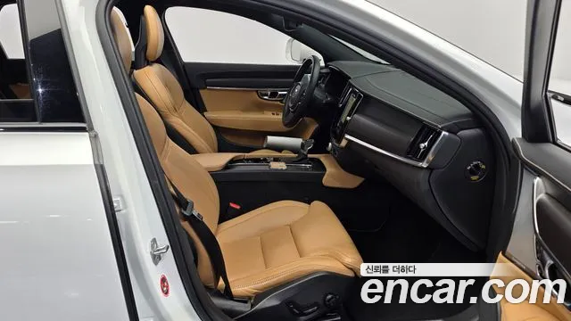 Volvo V90 2017 thumb 12