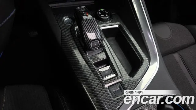 Peugeot 3008 2020 thumb 8