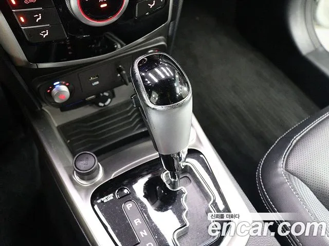 KG_Mobility_Ssangyong TIBOLI 2016 thumb 9