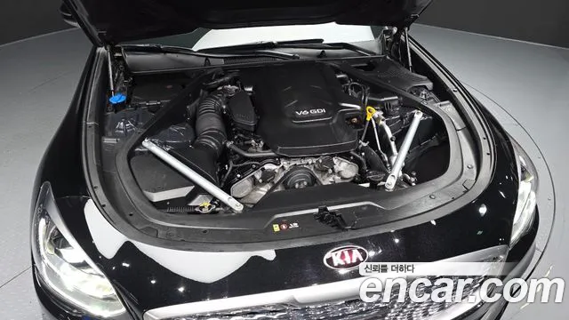 Kia K9 2018 thumb 5