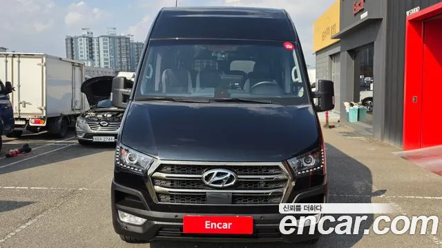 Hyundai Staria 2022 thumb 3