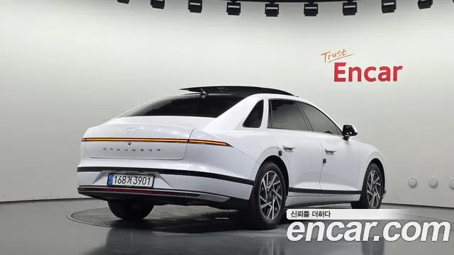 Hyundai Grandeur 2023 thumb 2
