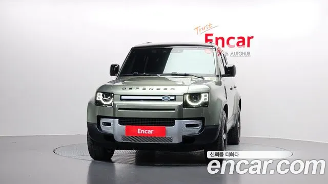 Land Rover Defender 2022 thumb 3