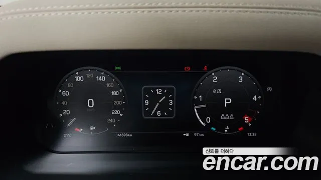 Land Rover Defender 2022 thumb 8