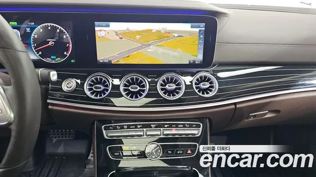 Mercedes-Benz CLS-Class 2019 thumb 12