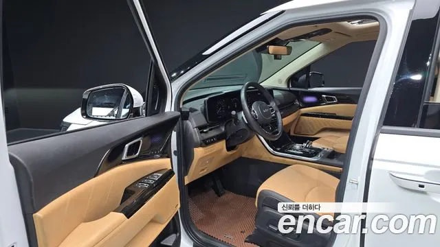 Kia Carnival 2023 thumb 9