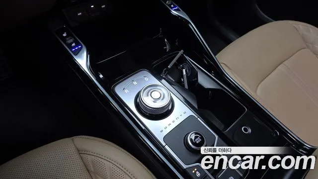 Kia Sorento 2024 thumb 8
