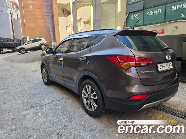 Hyundai Santa Fe 2012 thumb 4