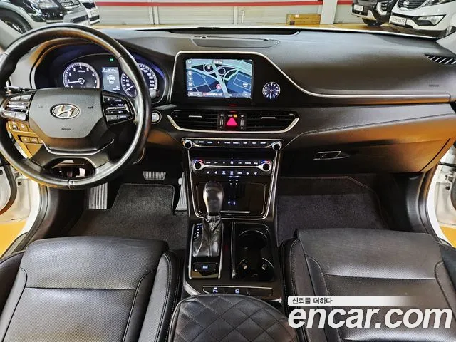 Hyundai Grandeur 2018 thumb 8