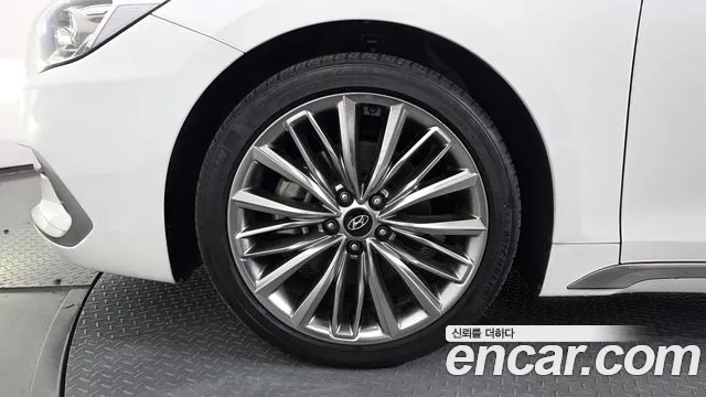 Hyundai Grandeur 2018 thumb 5
