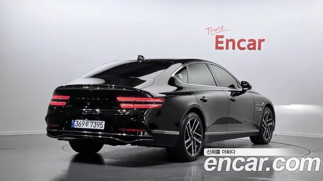 Genesis G80 2025 thumb 2