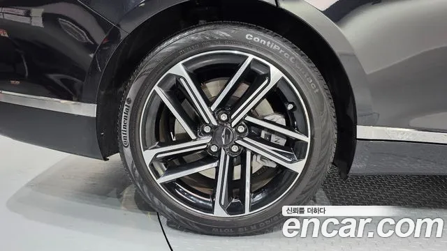 Genesis G80 2025 thumb 5