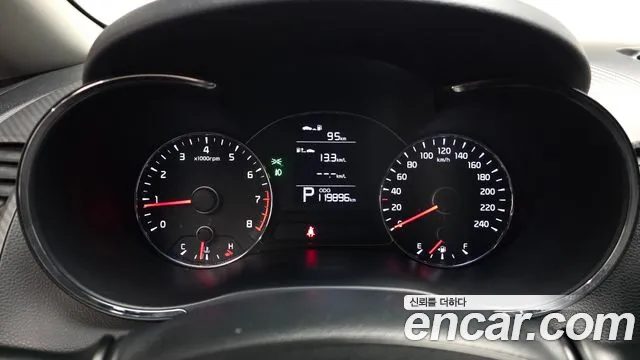 Kia K3 2012 thumb 8