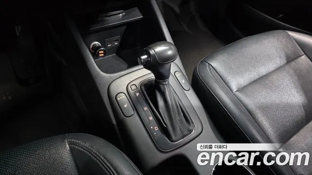 Kia K3 2012 thumb 9
