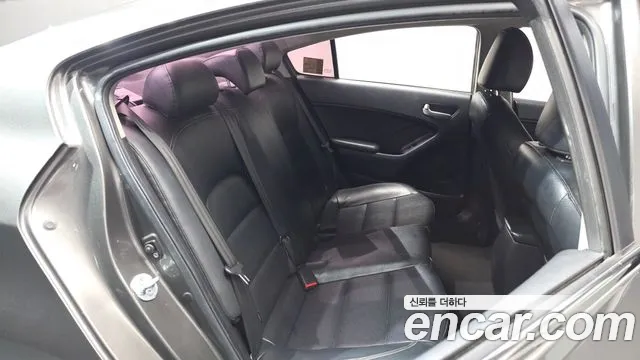 Kia K3 2012 thumb 11