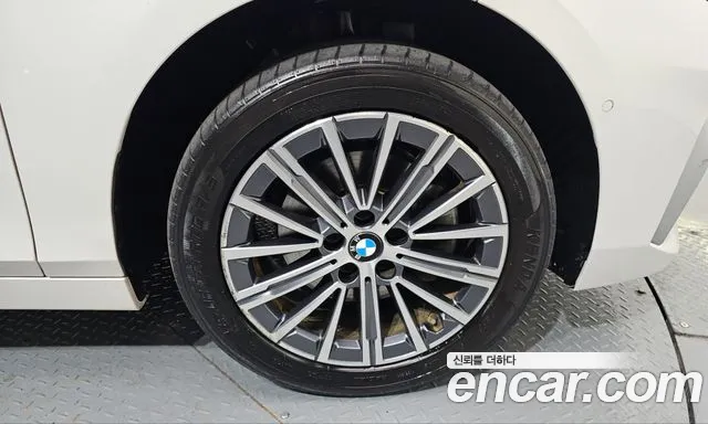 BMW 2-Series 2022 thumb 4