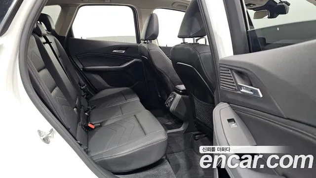 BMW 2-Series 2022 thumb 11