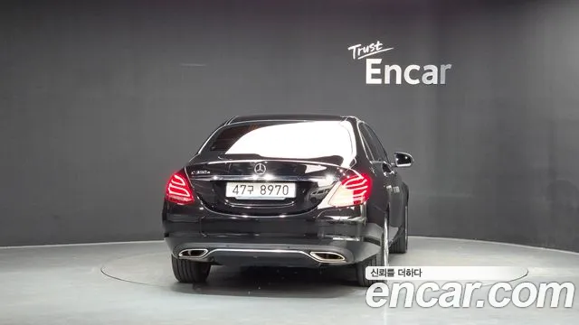 Mercedes-Benz C-Класс 2018 thumb 4