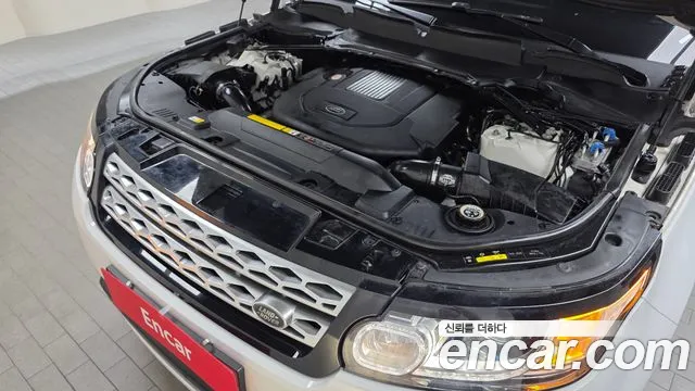 Land Rover Range Rover Sport 2017 thumb 5