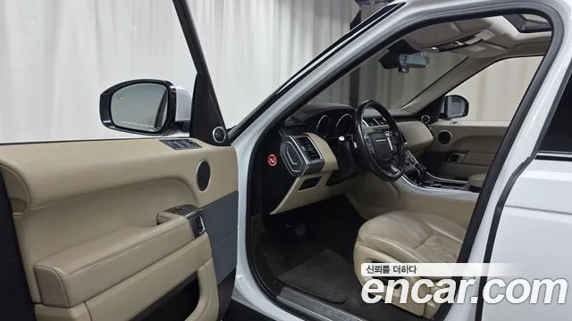Land Rover Range Rover Sport 2017 thumb 9